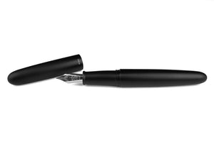 PIUMA Minimalist Fountain Pen - Black Aluminum