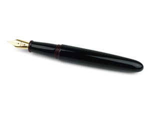PREORDER - PIUMA Minimalist Fountain Pen - Urushi Ebonite - 14K Gold NIB - V2
